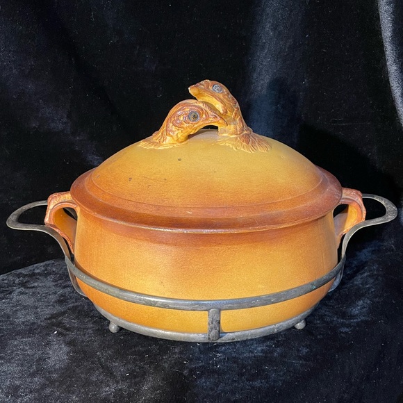 Pillivuyt Other - RARE FIND💥PILLIVUYT Pheasant/Chicken Casserole with Metal Holder DAMAGED